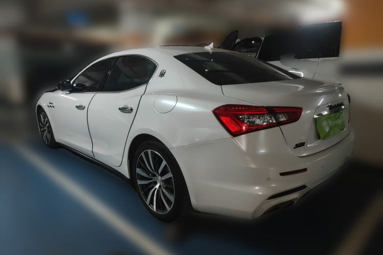 Used Maserati Ghibli 2014 3.0T Standard Edition Rear Left 45 Deg