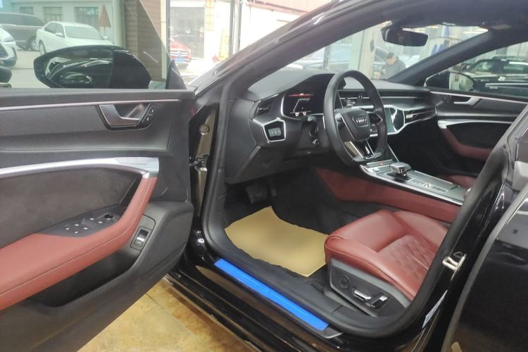 Used Audi A7L 2024 45 TFSI quattro Black Warrior Edition
