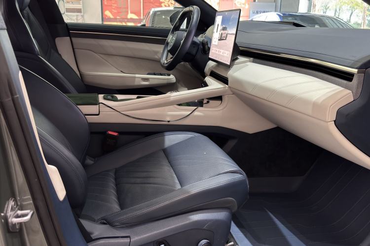 Used Zeekr 001 2024 ME Edition 100 kWh All-Wheel Drive Interior 7