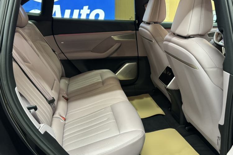 Used ONVO L60 2024 60 kWh All-Wheel Drive
