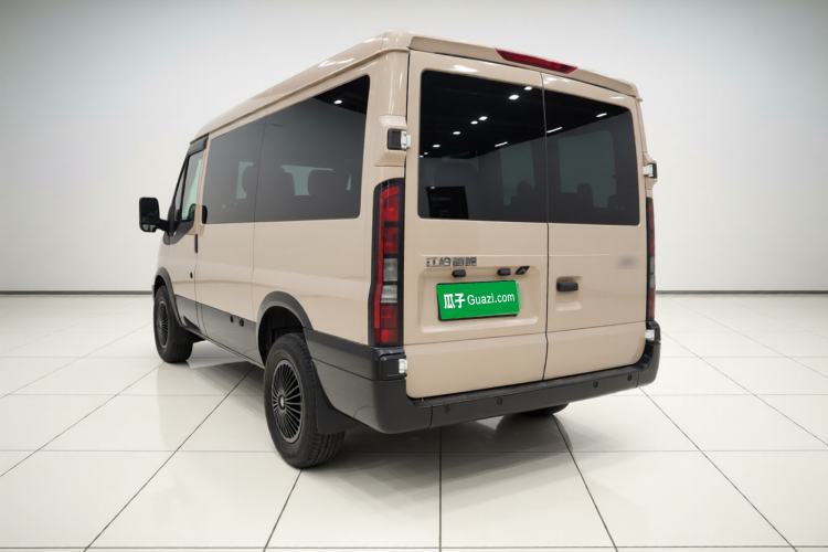 Used JMC Fushun 2023 2.0T Automatic Short-Wheelbase Low-Roof Commercial & Multi-Purpose Passenger Vehicle 6-Seater with Dual-Opening Tailgate Exterior 3