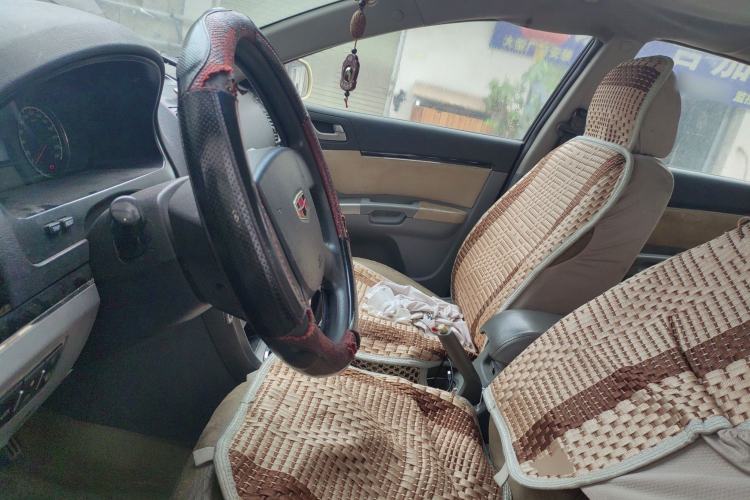 Used Geely Auto Classic Emgrand 2013 Sedan 1.5L Manual Entry-Level Model
