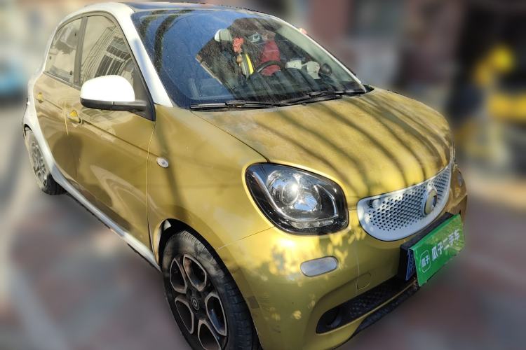 Used smart forfour 2016 0.9T 66 kW Pioneer Edition