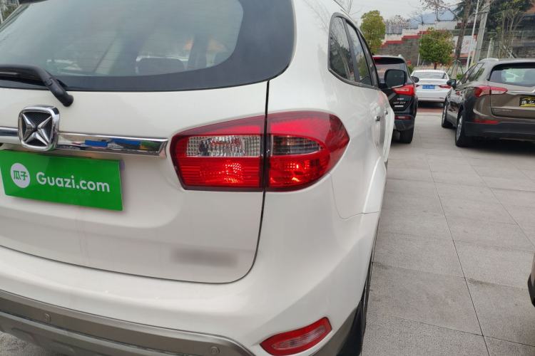 Used JMC Yusheng S350 2016 2.0T Automatic 2WD Gasoline Luxury 7-Seater