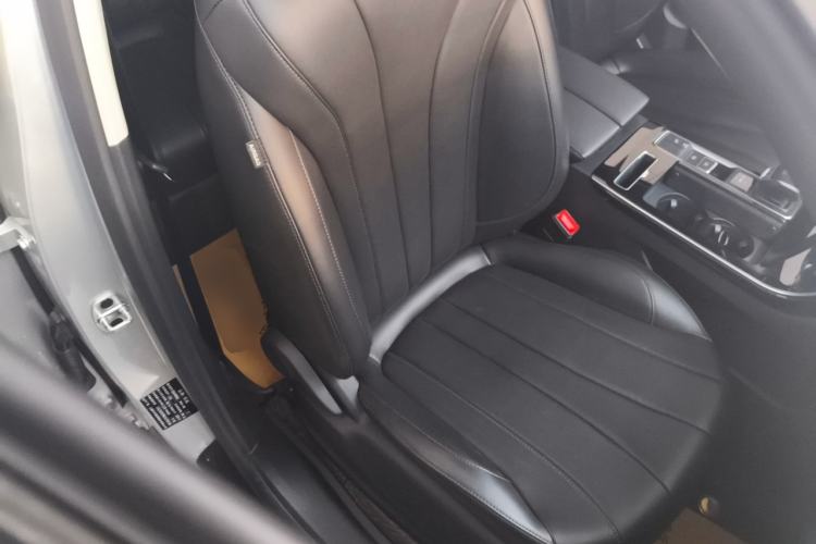 Used Roewe RX5 MAX 2021 Supreme Series 300TGI Automatic Luxury Cabin Edition