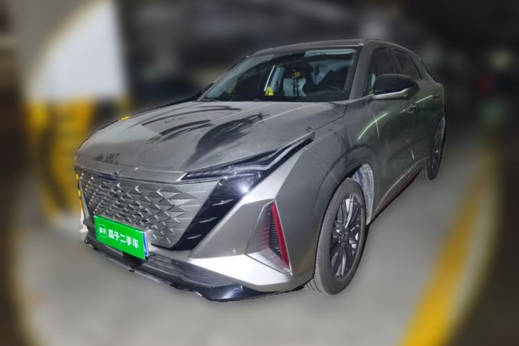 Used CHANGAN OSHAN Z6 2022 Blue Whale 1.5T DCT Luxury Model