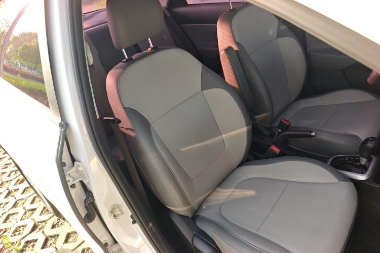 Used Kia Pegas 2019 1.4L Automatic Value Edition National VI Standard Right Front Seat