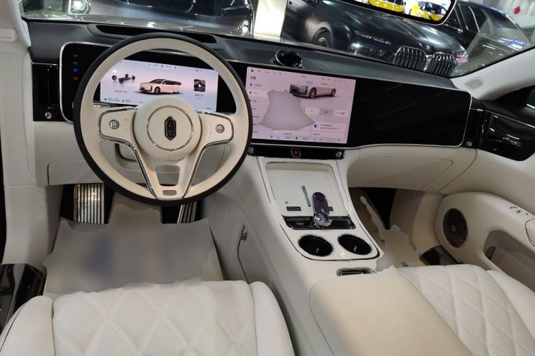 Used Hima S800 2025 Model, Range-Extended Starlight Executive Edition, 4 Seats Center Console