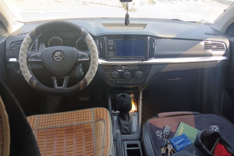 Used Skoda Kamiq 2018 1.5L Automatic Comfort Edition China V Standard Center Console