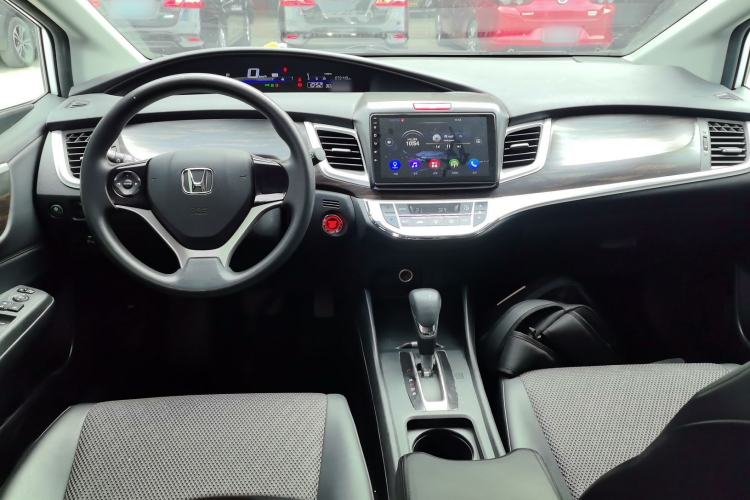 Used Honda Jade 2017 1.8L automatic Comfort version 5 seats