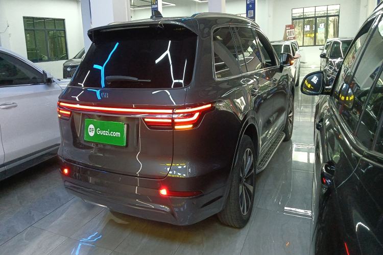 Used Li Auto ONE 2020 Extended-Range 6-Seater Version Rear Right 45 Deg
