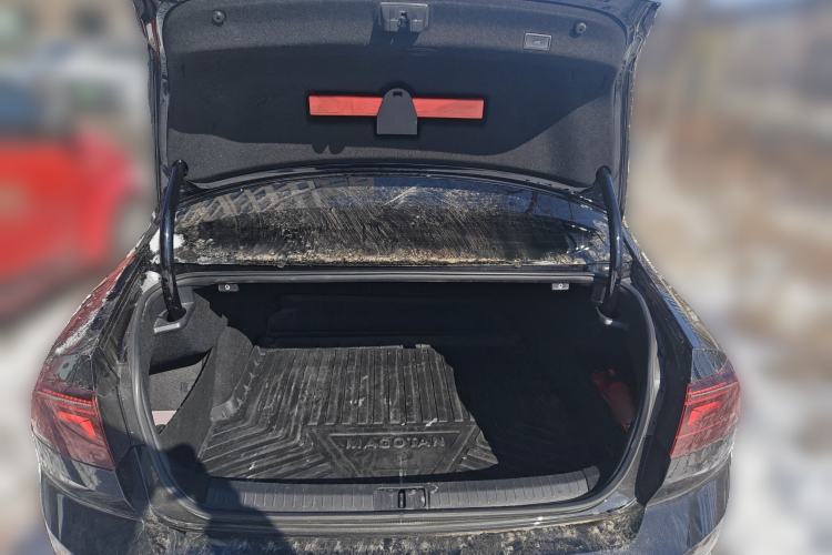 Used Volkswagen Magotan 2023 2 Million Units Commemorative Edition 330TSI DSG Luxury Version
