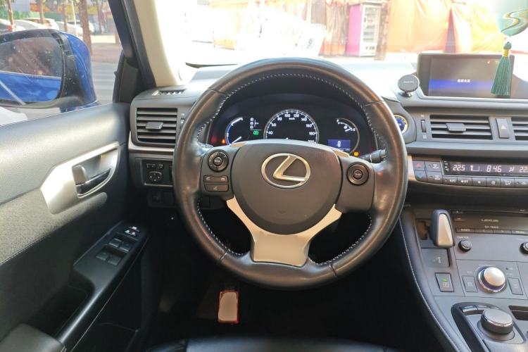 Used Lexus CT 2014 CT200h Comfort Edition Monochrome
