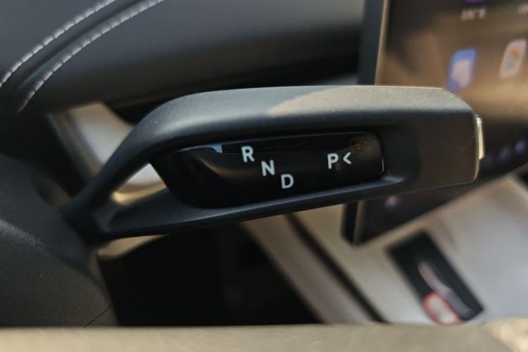 Used Xiaomi Auto SU7 2024 Four-Wheel Drive Ultra-Long Range Advanced Intelligent Driving Max Edition