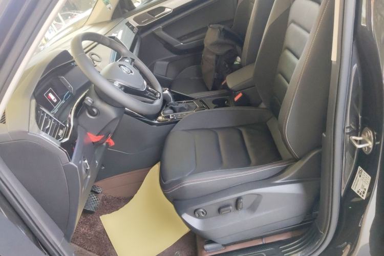 Used Volkswagen Tayron 2020 330TSI Two-Wheel Drive Luxury Smart Connectivity Version