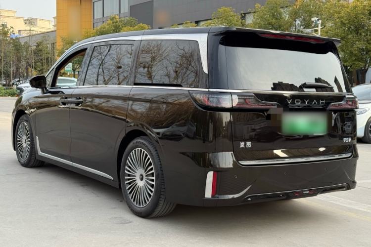 Used VOYAH Dream 2025 PHEV Four-Wheel Drive Prestige Kunpeng Edition