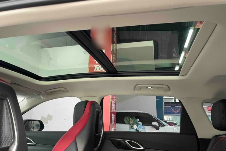 Used Hongqi HS3 2023 1.5T Two-Wheel Drive Shanwei Edition Headliner