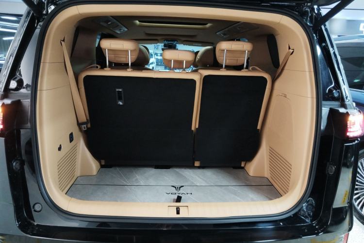 Used VOYAH Dream 2025 PHEV Four-Wheel Drive Excellence Kunpeng Edition