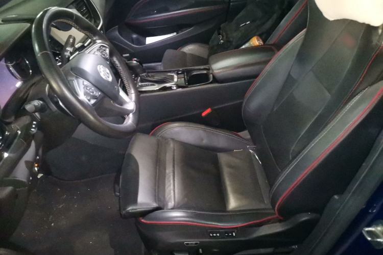 Used Buick Regal 2017 GS 28T Prestige Model