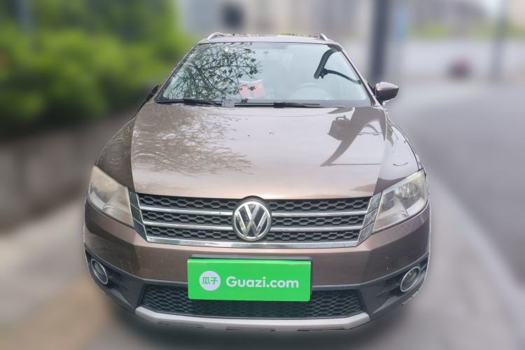 Used Volkswagen Cross Lavida 2014 1.6L Automatic Front