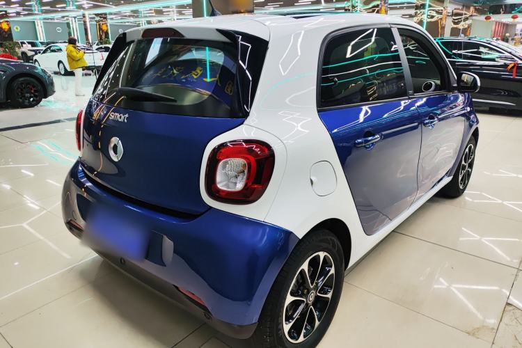 Used smart forfour 2016 1.0L 52 kW Passion Edition