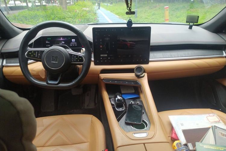 Used Zeekr 001 2021 Ultra-Long Range Dual-Motor YOU Version Center Console