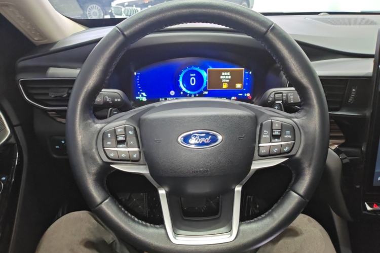 Used Ford Explorer 2020 EcoBoost 285 4x4 Titanium Edition 7-Seater
