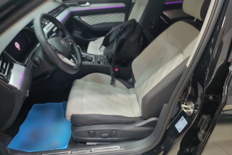 Used Volkswagen Magotan 2025 Zhongxiang Version 330TSI DSG Luxury Edition