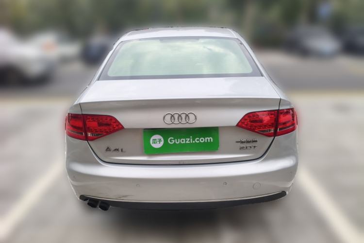 Used Audi A4L 2012 2.0 TFSI automatic standard version