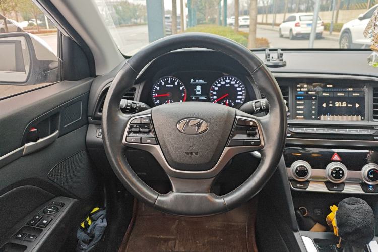 Used Hyundai Elantra (6th Generation / Lingdong) 2019 1.5L CVT ZhiXuan – Elite Version Steering Wheel