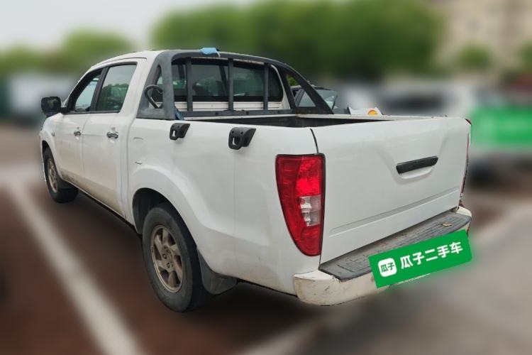 Used JMC Yuhu 7 2016 2.4T Two-Wheel Drive Luxury Edition JX4D24