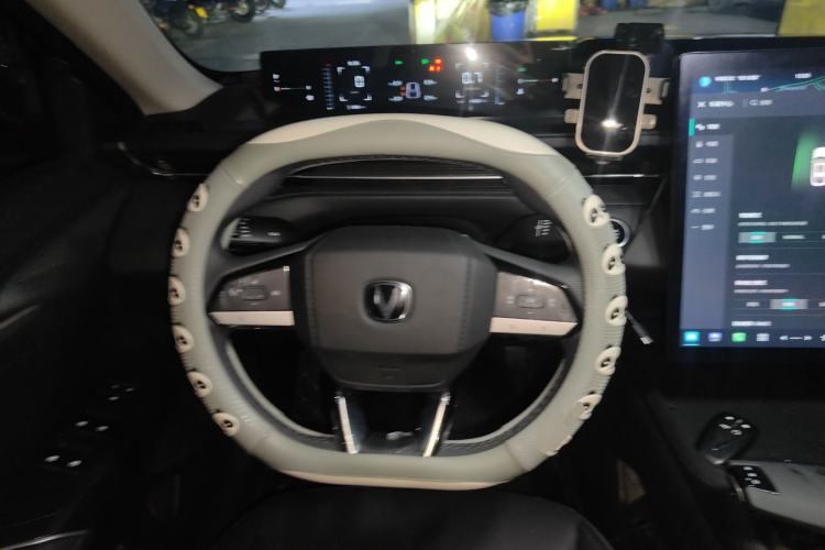 Used CHANGAN Eado 2025 Blue Whale 1.5T 500Bar Prestige Model Steering Wheel