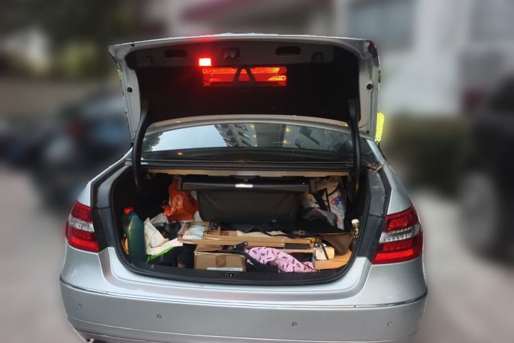 Used Mercedes-Benz E-Class 2010 E 260 CGI Fashion Model Trunk