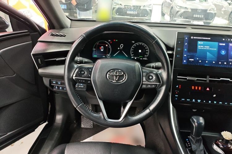 Used Toyota Avalon 2022 Dual-Engine 2.5L XLE Premium Edition