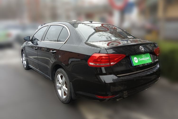 Used Volkswagen Lavida 2017 1.6L Automatic Fashion Edition
