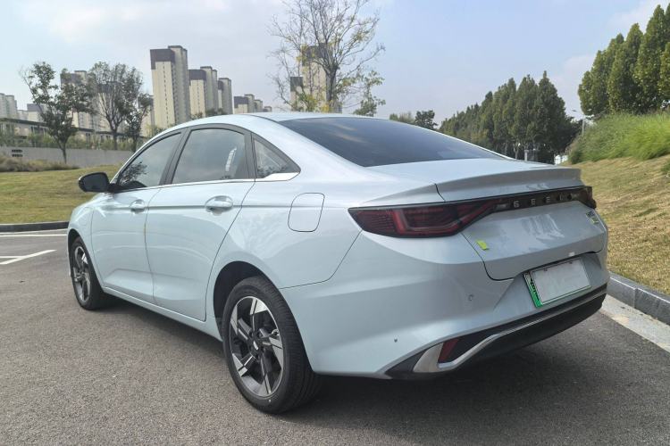 Used Geely Auto Emgrand L HiP 2022 1.5TD-DHT Pro 100KM Super Rui
