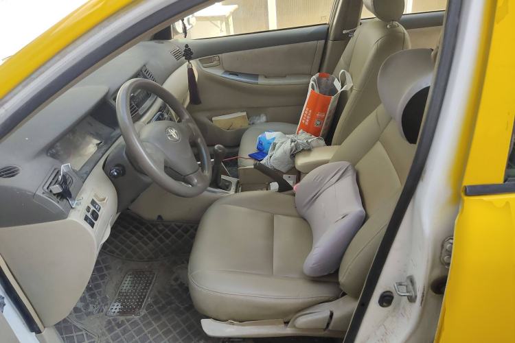 Used Toyota Corolla EX 2011 1.6L Manual Special Offer Version
