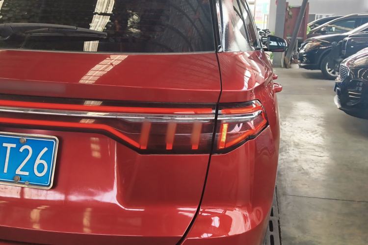 Used BYD Song Pro 2019 1.5T Automatic Prestige Model
