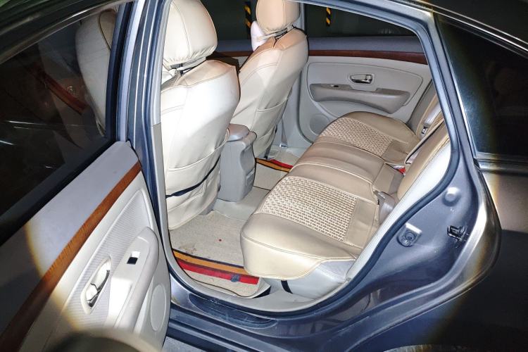 Used Nissan Sylphy 2009 1.6XL Automatic Luxury Sunroof Edition