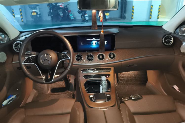 Used Mercedes-Benz E-Class 2023 Facelift E 260 L