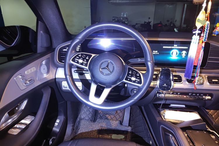 Used Mercedes-Benz GLE Coupe 2020 GLE 350 4MATIC Coupe SUV Luxury Model Steering Wheel