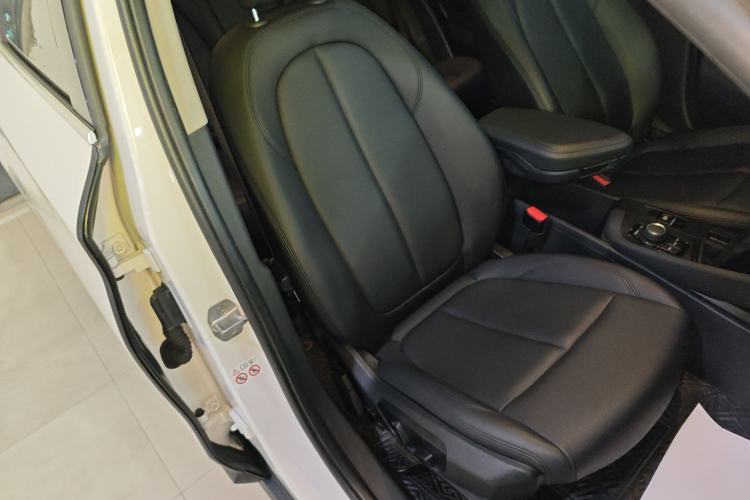 Used BMW X1 2018 sDrive20Li Leading Model Right Front Seat