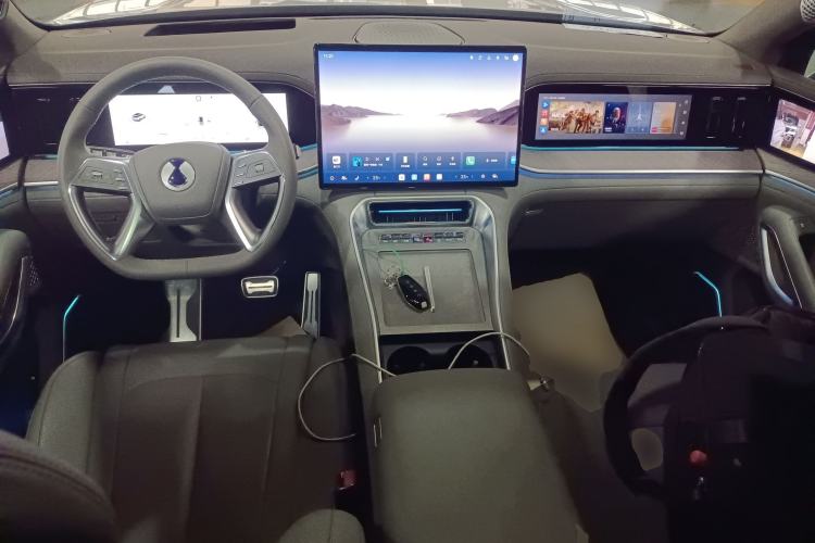 Used Denza N9 2025 Flagship Model