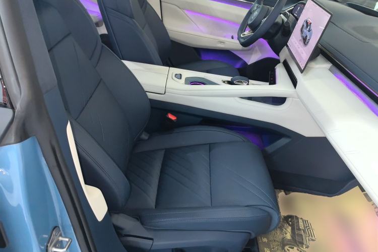 Used Zeekr 001 2025 YOU Edition 100 kWh All-Wheel Drive
