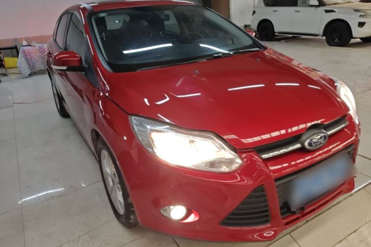 Used Ford Focus 2012 Hatchback 1.6L Automatic Fashion Edition
