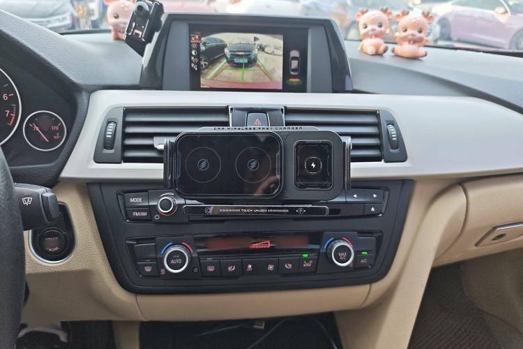 Used BMW 3 Series 2015 320Li Luxury Edition Fashion Model
