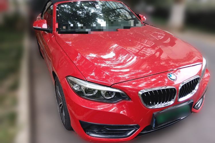 Used BMW 2 Series 2018 220i Convertible Coupe Sports Design Package Front Right 45 Deg