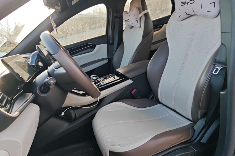 Used BYD Qin PLUS 2024 HONOR Edition DM-i 55KM Leading Model
