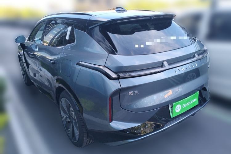 Used Lynk & Co 08 EM-P 2025 220 km All-Wheel-Drive Performance Halo