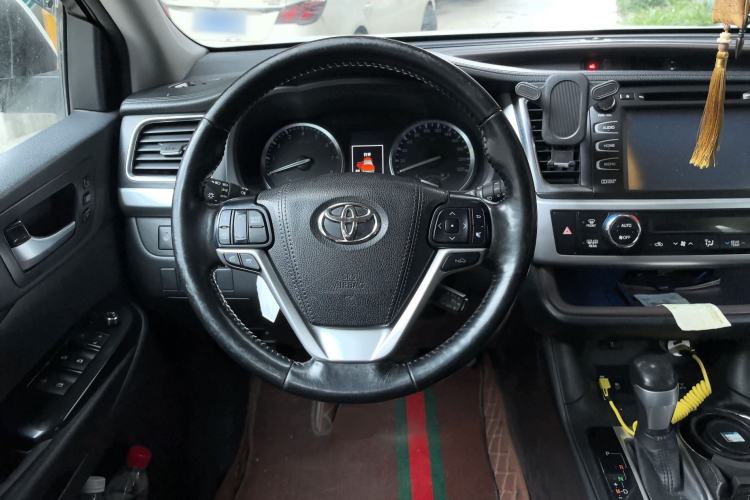 Used Toyota Highlander 2017 2.0T Four-Wheel Drive Ultimate Edition 7 Seats